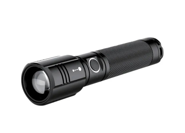 AWARD 1000 LUMEN ladattava käsivalaisin. Tehokas taskulamppu tarkennuksella.